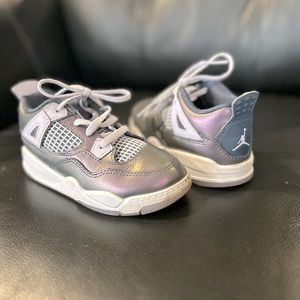 Toddler Girls Air Jordan’s- Size 9